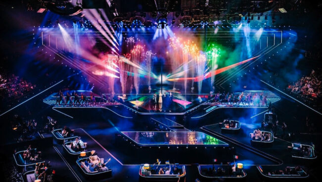 [column] Songfestival, sport en supermarkten